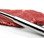 Астраханец едва не сделал отбивную из сестры: спасли слезы племянницы