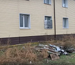 Астраханцы из сгоревшего дома уже больше года мыкаются по углам