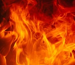 В Астрахани в ночном пожаре в районе Больших Исад погибли двое