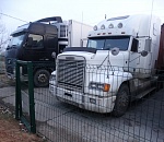 Астраханские пограничники обнаружили в большегрузе интересную находку