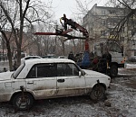 В Астрахани разыскивают 37 владельцев брошенных автомобилей