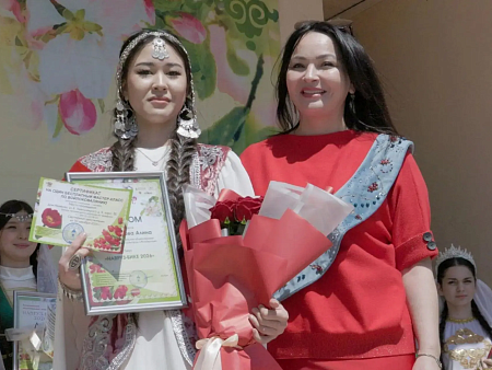 Хозяйкой астраханского Навруза вновь стала казахская красавица