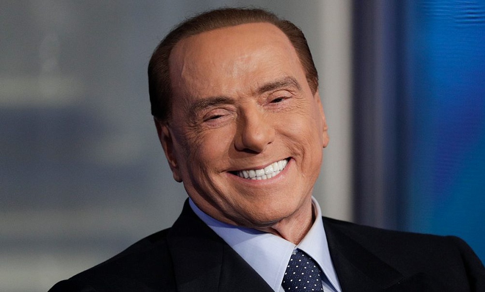 Скончался бывший премьер-министр Италии Сильвио Берлускони