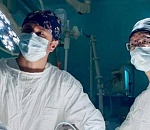 Хирург из Астрахани провел сложную операцию младенцу из Бурятии