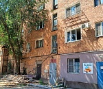 Астраханцам из рухнувшего дома разрешили забрать вещи