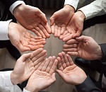 Риелтор из Астрахани с помощью многодетных семей «разжилась» на 10 млн рублей