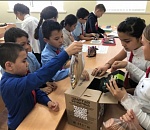 Астраханские школьники поздравили российских солдат с наступающим Новым годом