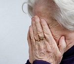 В Астрахани сотрудницы банка обманули двух пенсионерок на 2,5 миллиона