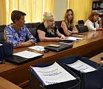 Избирком зарегистрировал первых кандидатов в губернаторы Астраханской области