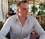 Астраханский депутат Петр Кириллов хочет открыть глаза правительству на зарплаты людей