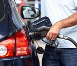 До конца года цены на бензин в Астрахани могут взлететь до 100 рублей за литр