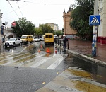 В центре Астрахани маршрутка сбила 12-летнего мальчика на "зебре"