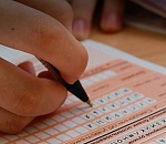 Астраханские выпускники пожертвовали мобильниками, чтобы сдать ЕГЭ по математике