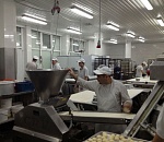 Директор астраханской хлебопекарни, где подростку отрубило четыре пальца, предстанет перед судом