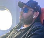 В Астрахань к какому-то толстосуму прилетел Семён Слепаков