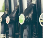 На АЗС "Лукойл" в Астрахани не доливали бензин 