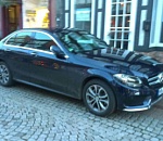 В Астрахани 13-летний подросток попал под мерседес