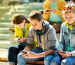 Гаджет — не враг, а друг школьника: девять приложений для смартфона, которые помогут в учебе и воспитании полезных навыков