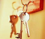 Астраханка продавала мебель и технику из съемных квартир