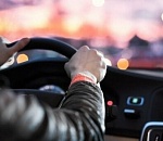 Астраханский шумахер, чихающий на ПДД, чуть не стал пешеходом