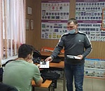 Будущим астраханским водителям рассказали о правилах проезда через железнодорожные переезды