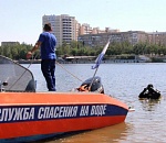 В Астрахани водолазы «Волгогспаса» начали обследование дна  в пляжных местах 