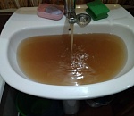 В Астрахани из кранов вместо воды потекла «кака-кола»