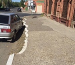 В Астрахани обнаружен пьяный асфальт 