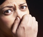 В астраханской многоэтажке несколько недель разлагался труп, теперь дом пропах смрадом