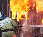 Ночью астраханским огнеборцам пришлось за полчаса дважды тушить  пожар в Харабалинском районе