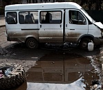 Астраханцы массово отсуживают у мэрии деньги за разбитые в дорожных ямах машины