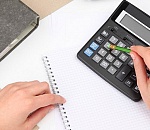 Сотрудница астраханского сельсовета красиво отдыхала за бюджетный счет