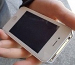 Астраханец, попросивший ночлега у друга, собрал урожай мобильных телефонов