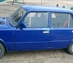 Пьяный астраханец, попав на угнанном авто в аварию, бросил пострадавшую возлюбленную в салоне машины