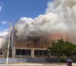 В Астраханской области на ул. Анатолия Гужвина полыхает здание