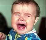 Астраханка довела новорожденную дочь до истощения