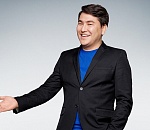 Астраханец объявлен угрозой нацбезопасности Украины