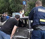 В Астрахани после ДТП спасатели вытащили застрявшего в машине ребенка