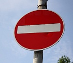 Набережную 1 Мая в Астрахани продолжают перекрывать 