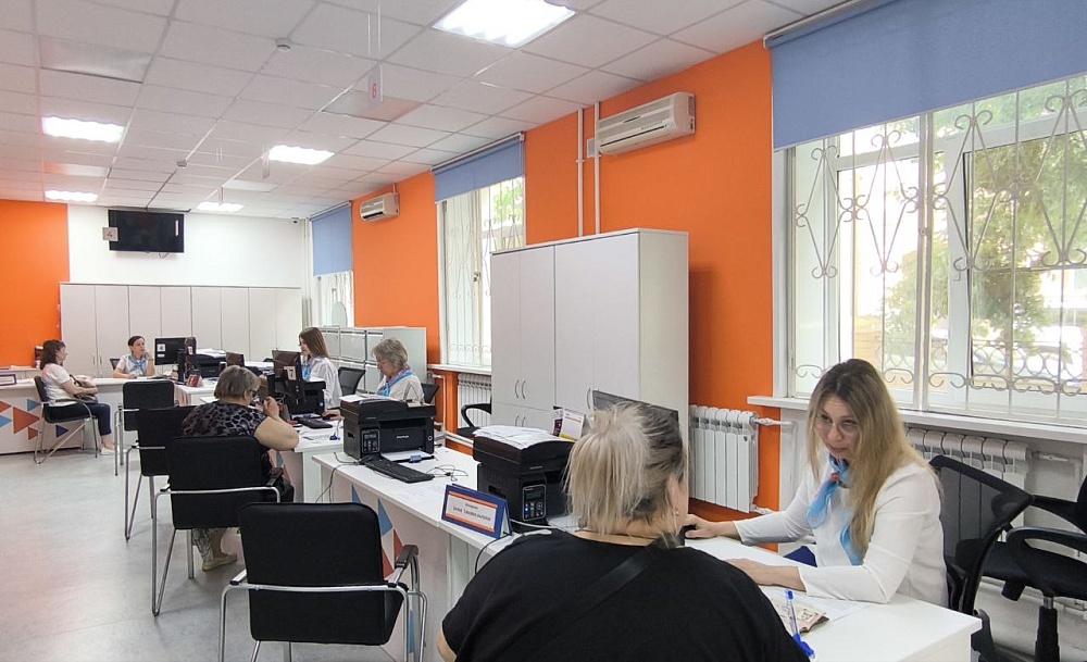 Астраханцам попавшим в трудную жизненную ситуацию найдут работу