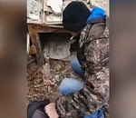 В астраханском подъезде рецидивист отнял у школьника телефон