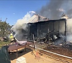 В Астрахани на площади 100 кв. метров сгорел жилой дом