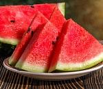 Игорь Бабушкин: в Астрахани официально стартовал сбор бахчевых