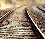 Астраханец потерял ногу, попав под поезд