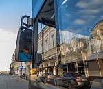 Астраханец просит премировать водителя синего автобуса за добрый поступок