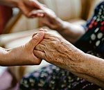 В астраханском правительстве объяснили, как будут платить «коронавирусные» соцработникам