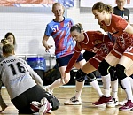 «Астраханочка» проиграла первый матч четвертьфинала «Звезде», вновь уповая только на атакующую мощь Полины Шарковой