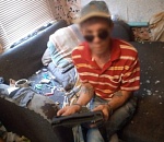 Кулаком в челюсть: астраханец напал на пенсионерку ради моркови, лука и 150 рублей