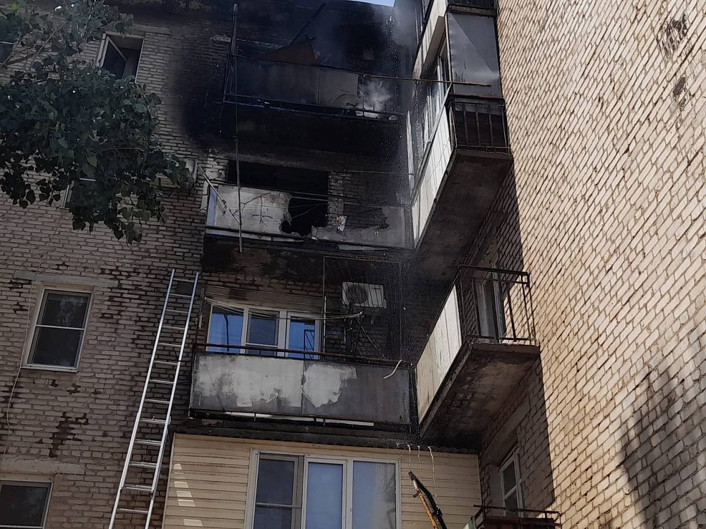 При пожаре на улице Безжонова в Астрахани пострадали дети 