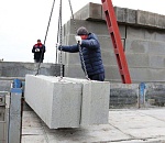 Астраханский регион направил в Курскую область стройматериалы и зимнюю обувь